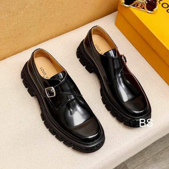 Picture of Louis Vuitton Shoes _SKULVsz38-45TF013513190
